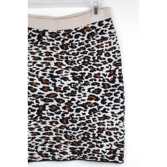 Urban Outfitters Jodi Cheetah Print Mini Skirt - Picture 6 of 8